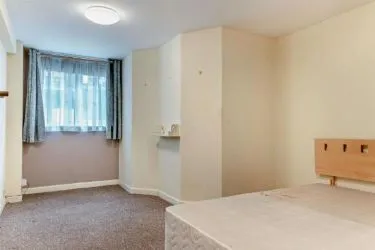 ONE BED GROUND FLOOR APARTMENT