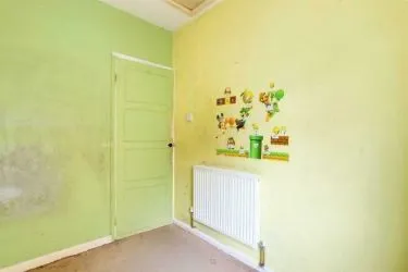 UNMODERNISED 3 BED SEMI DETACHED BUNGLOW
