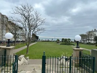 A spacious two bedroom, basement apartment set in the Regency Gardens of Warrior Square.  - Basement Flat G Warrior House, 22 Warrior Square, St Leonards-on-Sea, East Sussex, TN37 6BS