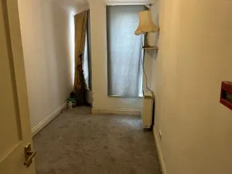 A spacious two bedroom, basement apartment set in the Regency Gardens of Warrior Square.  - Basement Flat G Warrior House, 22 Warrior Square, St Leonards-on-Sea, East Sussex, TN37 6BS