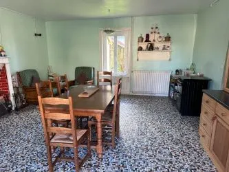 3 Bedroom village house with garden and barn