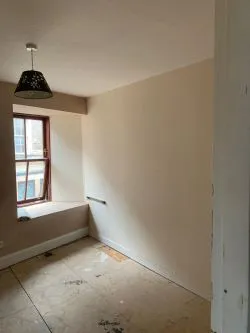 Town & Country Property Auctions offers this incredible 2 bedroom property in Campbeltown.