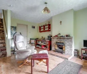 This two-bedroom home is a prime investment, ideal for rentals or resale. With great views in a desirable location, it’s a smart, low-risk addition to any portfolio.