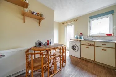 This two-bedroom home is a prime investment, ideal for rentals or resale. With great views in a desirable location, it’s a smart, low-risk addition to any portfolio.