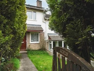 This two-bedroom home is a prime investment, ideal for rentals or resale. With great views in a desirable location, it’s a smart, low-risk addition to any portfolio.