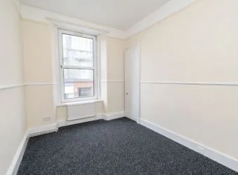 Town and Country Property Auctions Scotland are proud to present this Spacious 4-Bedroom Maisonette in Fraserburgh