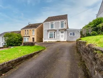 Auction 30/4/25
Viewings - Friday 21st March at 13-13.30
