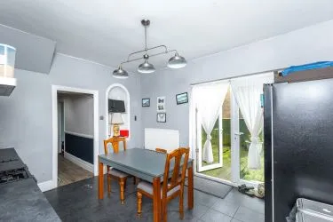 Auction 30/4/25
Viewings - Friday 21st March at 13-13.30