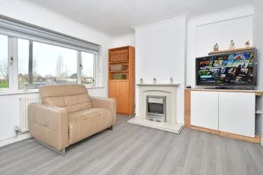 An excellent investment opportunity, this three-bedroom semi-detached property is currently let on a serviced accommodation basis and generating a strong gross annual income of £24,000. Based on the guide price, this represents a near 24% gross yield, making it a standout prospect for investors seeking high returns.