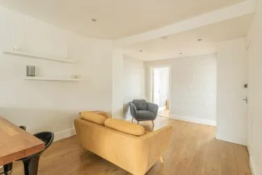 Two-bedroom town centre apartment available by Auction 29th May 2025