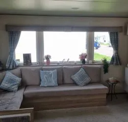 Holiday Home Available for sale via Auction 29th May 2025
