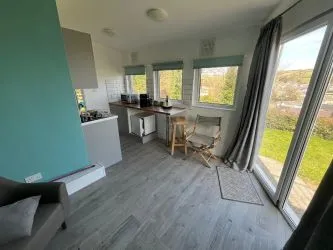 Tara, Stoneway Road, Laugharne, Carmarthen, SA33 4SU
Guide Price £380,000
Auction 28.5.25

Block Viewing - TBC