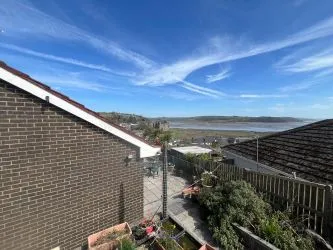 Tara, Stoneway Road, Laugharne, Carmarthen, SA33 4SU
Guide Price £380,000
Auction 28.5.25

Block Viewing - TBC