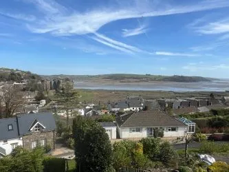 Tara, Stoneway Road, Laugharne, Carmarthen, SA33 4SU
Guide Price £380,000
Auction 28.5.25

Block Viewing - TBC