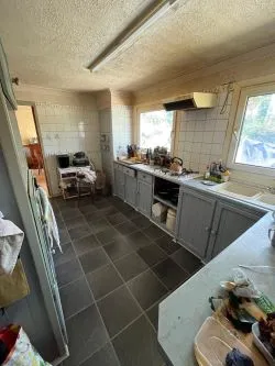 Tara, Stoneway Road, Laugharne, Carmarthen, SA33 4SU
Guide Price £380,000
Auction 28.5.25

Block Viewing - TBC