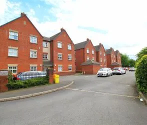 Set in a sought-after location, Flat 4, 79 Marland Way, Stretford, Manchester, M32 0NQ offers a fantastic investment opportunity with strong rental potential. This well-positioned riverside apartment enjoys stunning views over the marina, providing an attractive setting for tenants seeking a peaceful yet well-connected home. The property is being sold with vacant possession, allowing for immediate occupancy or the flexibility to secure new tenants at market value. Stretford’s ongoing regeneration and proximity to Manchester city centre make this a compelling prospect for investors looking to capitalise on rising demand in the area.