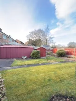 FOR SALE BY ONLINE PUBLIC AUCTION

EXTENDED THREE-BEDROOM SEMI-DETACHED PROPERTY

EXCELLENT RESIDENTIAL LOCATION

FANTASTIC OPPORTUNITY TO ACQUIRE A GREAT PROPERTY BMV
