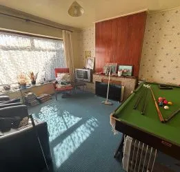 UNMODERNISED 3 BED SEMI