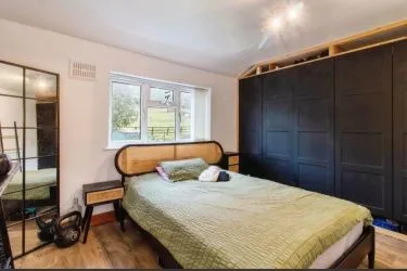 Immaculate 4 bedroom terraced house.