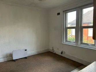 A compact one bedroom apartment offering incredible value for money. In need of some sympathetic modernisation - Flat 8 Fairlorne Court, 59 Portchester Road, Bournemouth, Dorset, BH8 8JX