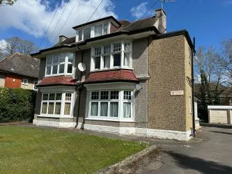 A compact one bedroom apartment offering incredible value for money. In need of some sympathetic modernisation - Flat 8 Fairlorne Court, 59 Portchester Road, Bournemouth, Dorset, BH8 8JX