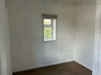 A compact one bedroom apartment offering incredible value for money. In need of some sympathetic modernisation - Flat 8 Fairlorne Court, 59 Portchester Road, Bournemouth, Dorset, BH8 8JX