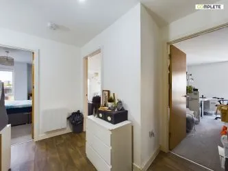 3 Bedroom Apartment For Sale via Auction