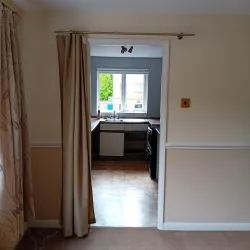 VACANT POSSESSION 2 BED APARTMENT