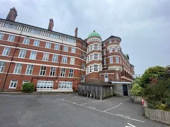 A very nice apartment forming part of an original Victorian Hotel, Burlington Mansions. Assigned parking, communal space and gymnasium also available with this home. - Flat 35 Burlington East Mansions, 11 Owls Road, Bournemouth, Dorset, BH5 1AT