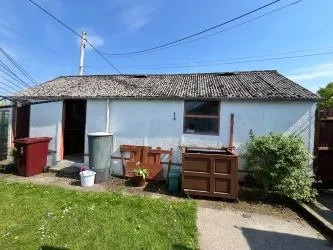 Brynceiros, Tegryn, Llanfyrnach, SA35 0BE
Guide Price £140,000
Auction 25.6.25

Happy to accept mortgage offers and a 56 day completion