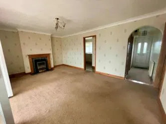 10 Bro Enddwyn is a 2 bedroomed semi-detached property of standard construction under a slated roof located on the outskirts of the popular village of Dyffryn Ardudwy. Updating required.