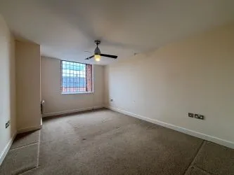 Offered to the market via auction is this unique and spacious loft-style duplex apartment, set within the impressive Grade II listed Tean Hall Mills development. Converted in 2013 to a high standard, the property is situated in the former Warehouse building and retains many original features including exposed beams, cast iron pillars, and vaulted ceilings.