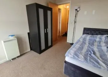 1 Bed Flat £6,600 per annum 18% Yield!