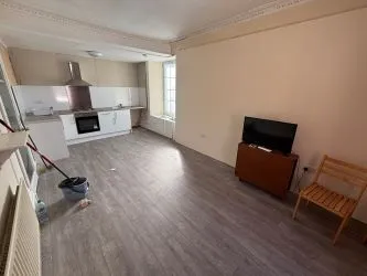 Town & Country Property Auctions offers this incredible 3 bedroom property in Campbeltown.