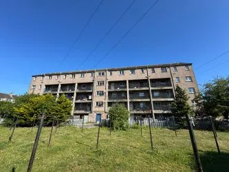 Town and Country Property Auctions offers this 2 Bedroom Maisonette in Edinburgh