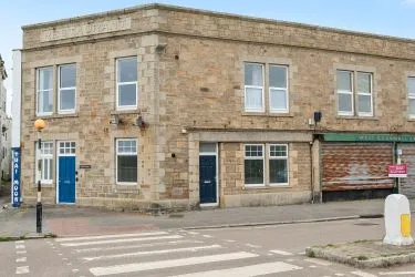 Three Seaside Flats – One Exceptional Investment Opportunity in the Heart of Penzance