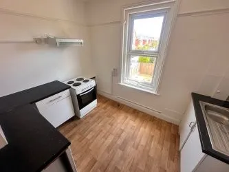 1st Floor Flat with Rear Garden and Brand New Lease in Bournemouth - Vacant Possession