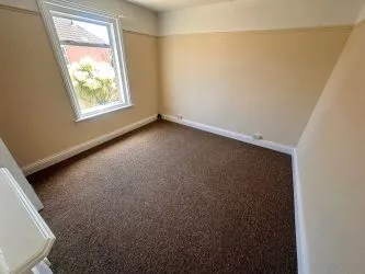 1st Floor Flat with Rear Garden and Brand New Lease in Bournemouth - Vacant Possession