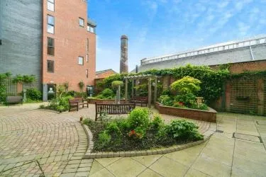 A one bedroom apartment in Chester City Centre.