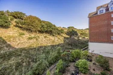 Exceptional Two Double Bedroom Coastal Apartment – Prime for Investment, or Second Home. - Flat 14 Honeycombe Beach, Honeycombe Chine, Boscombe, Dorset, BH5 1LE