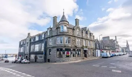 FORMER ROYAL HOTEL & 7 BEDROOM APARTMENT