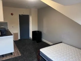 INCOME GENERATING HMO