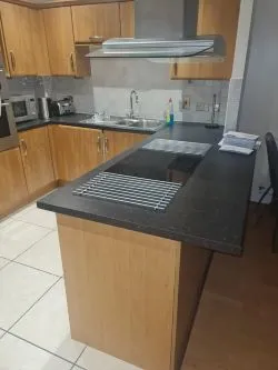 2 Bedroom Flat With Private Courtyard Garden