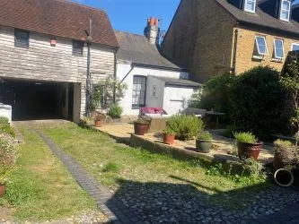 Rare Opportunity to Acquire A Substantial 4 Bed Period Home Via Auction 30th July 2025