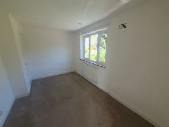 THREE BED SEMI AVAILABLE VIA AUCTION