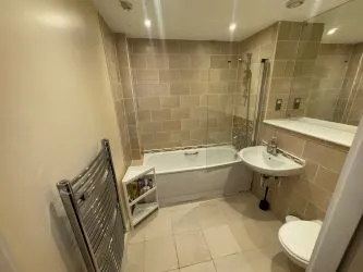 Investment Opportunity: Stunning 2 Bed Flat For Sale In Prime Location In Newcastle