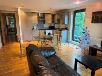 Investment Opportunity: Stunning 2 Bed Flat For Sale In Prime Location In Newcastle