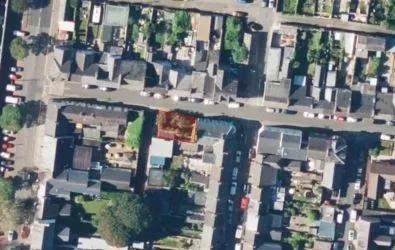 Land adjacent to Flying Boat Inn, Queen Street, Pembroke Dock, SA72 6JL
Guide Price £7,000
Auction 30.6.25
