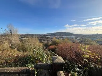 110 and 112 Trewyddfa Road, Morriston, Swansea, SA6 8NY
Guide price £230,000 
Auction 30.7.25