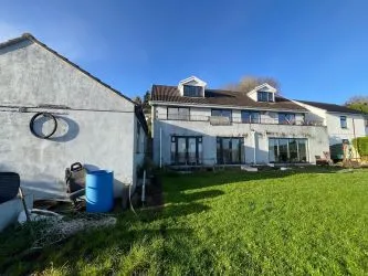 110 and 112 Trewyddfa Road, Morriston, Swansea, SA6 8NY
Guide price £230,000 
Auction 30.7.25